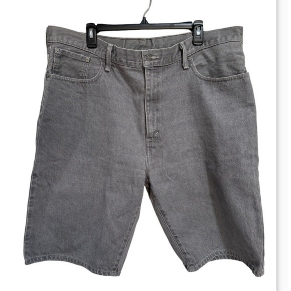 LEVIS 569 men's loose fit gray jeans shorts size 40